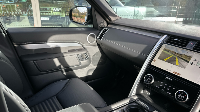 Land Rover Discovery 3.0 D350 Dynamic HSE 5dr Auto Diesel Station Wagon